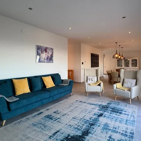 Casa Da Cotovia, Willa Loulé