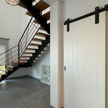 Casa Da Cotovia, *