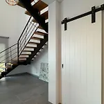 Casa Da Cotovia, *